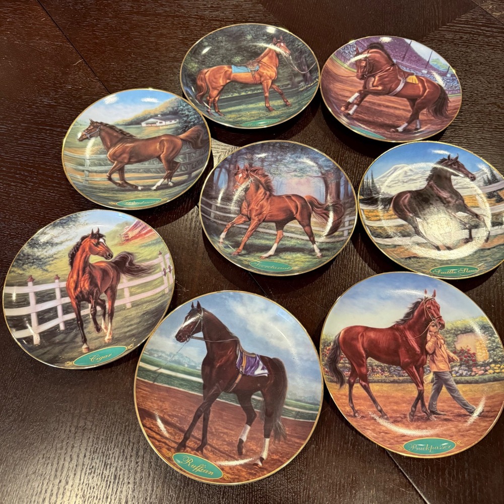 Champion Thoroughbreds Commemorative Plates 8-Piece Danbury Mint by Susie Morton